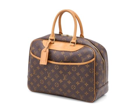 Handtasche "Deauville",Louis Vuitton Ende 20. Jh. Monogram Canvas, beiges Leder, goldfarbene Metall-Elemente. Oben gerundeter