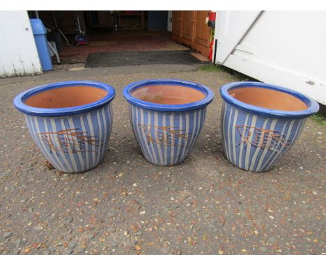 Set of 3 ceramic garden pots H33cm approx&nbsp;