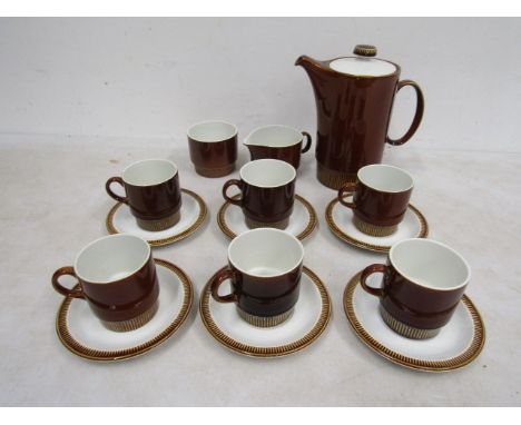 Poole pottery tea set for 6 good condition