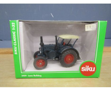 Boxed Siku Classic 1:32 scale die-cast Lanz Bulldog tractor. Model No 3459