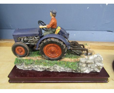 Ceramic model of a&nbsp; tractor&nbsp;