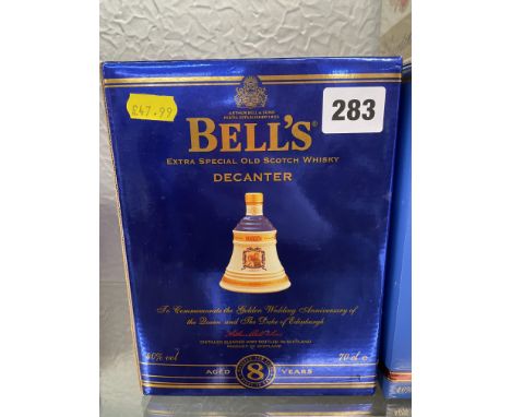 BOXED BELLS SCOTCH WHISKY DECANTER