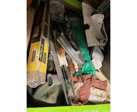 CARTON - VARIOUS TOOLS, FILES, RASPS, PLANES AND BUCKET OF MIXED TOOLS