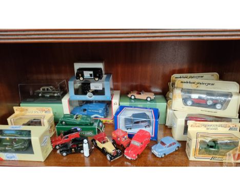 Shelf of models includes vanguard , days gone etc. 