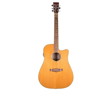 Tanglewood TW28 CSR CE electro-acoustic guitar; Back and sides: laminate rosewood; Table: natural spruce; Fretboard: good; Fr