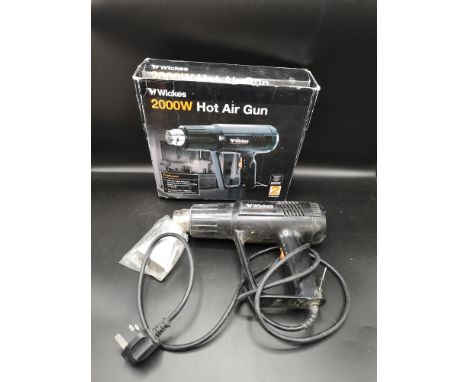 Wickes 200watt hot air tool in boxed. 