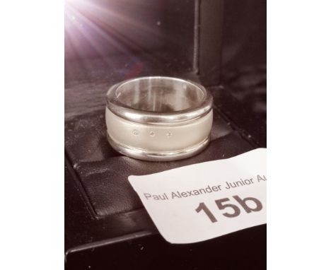 Silver Hot diamonds Gents ring . 20.42 grams . 