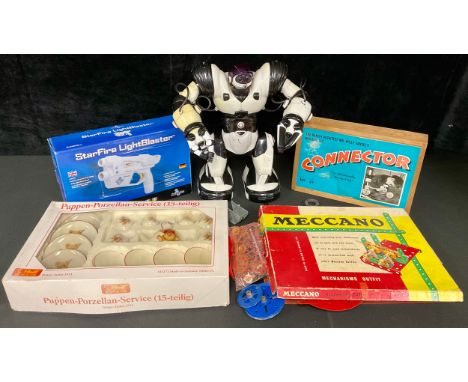 Toys - a Japanese WowWee Robot, battery operated, c.2004; a Dreamcast Starfire LightBlaster, instructions, boxed; a Steiff Ja