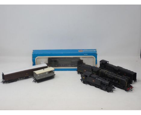 A part boxed Airfix 00 gauge 2-6-2T GWR Prairie Locomotive, various plastic Airfix Kit built Locomotives, Hornby GW Brake Van