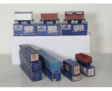 Ten boxed Hornby Dublo 3-rail Wagons comprising SD6 WR Refrigerator Van, SD6 Ventilated Van, SD6 Cattle Truck, SD6 Goods Wago