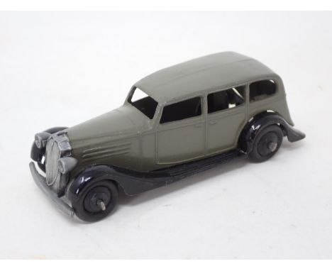 A Dinky Toys No.30D grey Vauxhall 