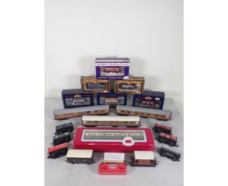 Three boxed Bachmann 00 gauge Welsh Coal Wagons, a Robbie's Rolling Stock Wagon, two boxed Mainline Wagons, a boxed Dapol Aut