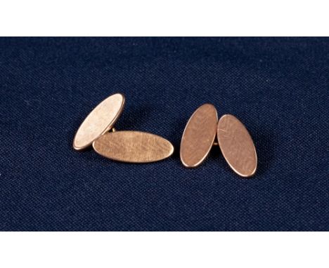 PAIR 9ct GOLD DOUBLE OVAL CUFFLINKS, with engine turned decoration, London 1911, 11.2gms