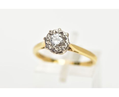 AN 18CT GOLD SINGLE STONE DIAMOND RING, designed with an illusion set round brilliant cut diamond, estimated diamond weight 0