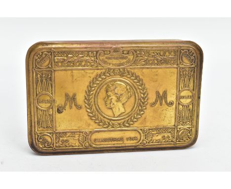 A WWI PRINCESS MARY 1914 CHRISTMAS GIFT TIN, (condition report: general light wear all round, opens and closes with ease)