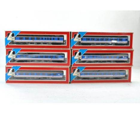 Six Lima Model Railway 00 Gauge Network South East Coaches. Look to be without significant fault with boxes. 