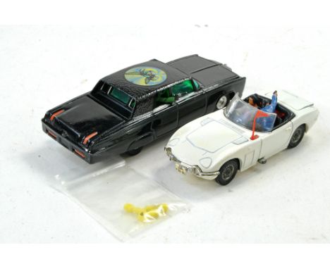 Corgi duo comprising James Bond 007 Toyota plus Green Hornet, both with signs of wear. Good to very good. 
