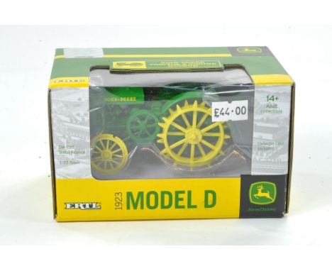 Ertl 1/32 farm issue comprising John Deere 1923 Model D Special Edition for John Deere Tractor and Engine Museum. Excellent, 