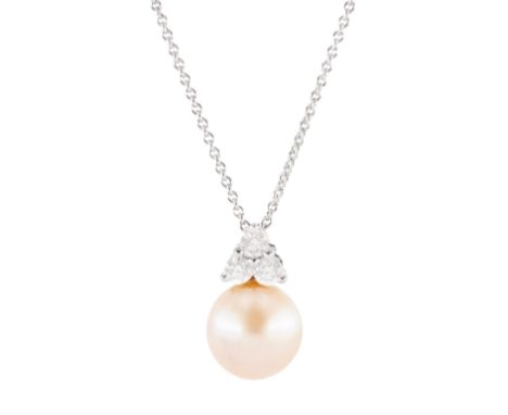 9ct white gold cultured pink / peach pearl and round brilliant cut diamond pendant necklace, stamped 375Condition Report:Appr