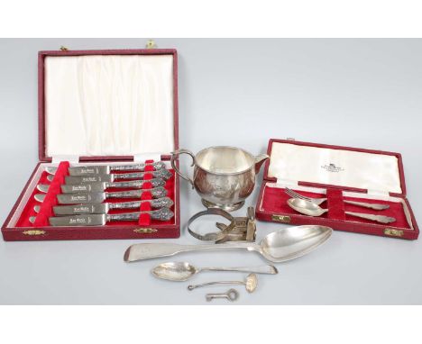 A Collection of Assorted Silver, including a George V silver cream-jug and various items of flatware (qty)