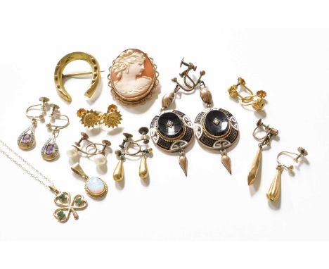 A Quantity of Jewellery, including a 9 carat gold cameo brooch; a horseshoe brooch; six pairs of earrings; two odd earrings; 