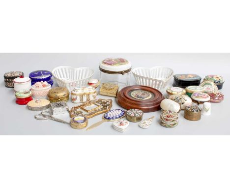 A Quantity of Porcelain Enamel and Other Trinket Boxes, including Bilston, etc. (one tray)