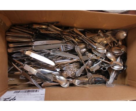 Large collection of Silver plated flatware inc. Roberts &amp; Belk Sheffield inc Ladle, Knives, Forks etc 