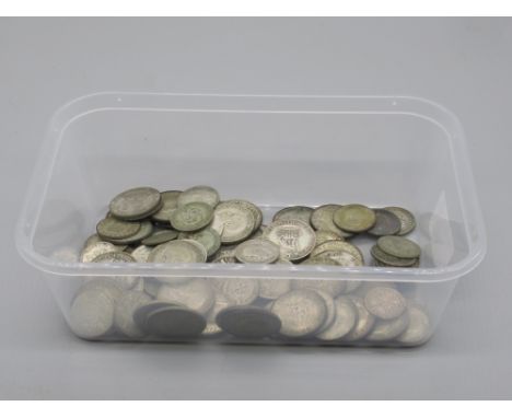 Collection of Post 1920/Pre-1947 GB silver content to inc. Shillings, Sixpences and Threepences (gross 12ozt)Shipping £28.00 