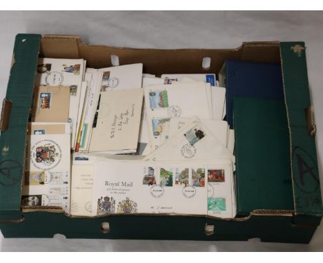 A CARTON CONTAINING AN ACCUMULATION OF GB FIRST DAY COVERS 