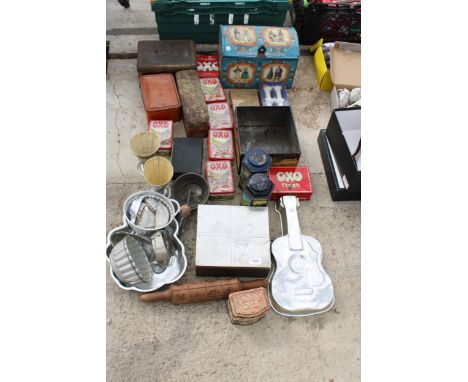 A LARGE ASSORTMENT OF VINTAGE TINS AND KITCHEN ITEMS ETC 