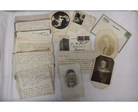 A COLLECTION OF VINTAGE PHOTOS, POSTCARDS, LETTERS, ETC FROM A GERMAN FAMILY, 1922-1937 