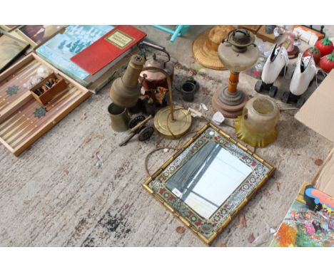 AN ASSORTMENT OF VINTAGE ITEMS TO INCLUDE AN OIL LAMP, A COPPER KETTLE AND A BLOW TORCH ETC 
