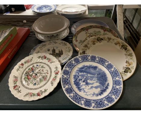 A MIXED LOT OF PLATES TO INCLUDE DELFTWARE WITH A FURTHER TWO BOWLS STAMPED F.C.EMERY AND SONS LTD 