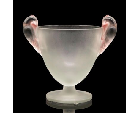 R. Lalique Ornis French Art Deco pedestal vase is an elegant and distinctive frosted art glass. It features an exquisite desi