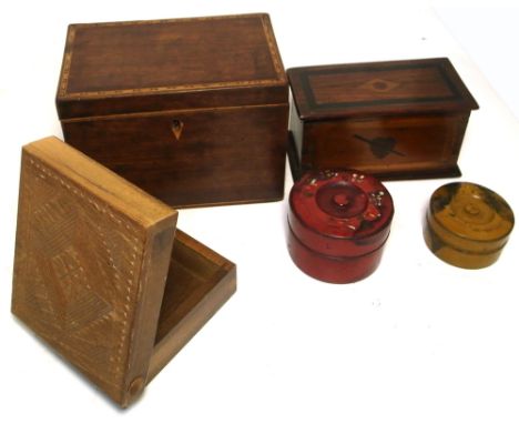 A 19th century two division tea caddy (af), two Chinese lacquer boxes and two further jewellery boxes (5).
