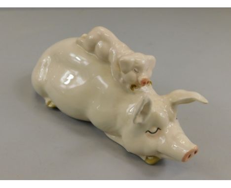 A Beswick pig and piglet piggy back figure, model number 2746, 16.5cm long