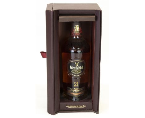 The Glenfiddich Single Malt Scotch Whisky, 21 years old, Gran Reserva Rum Cask Finish, 700ml 43.2alc/vol, in presentation car