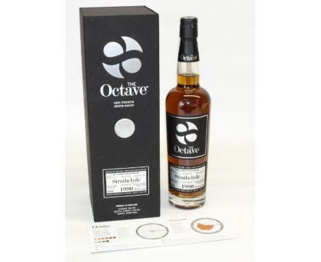 Duncan Taylor The Octave Single Grain Single Cask Scotch Whisky, distilled at Strathclyde Distillery in 1990, bottle 13/70 bo
