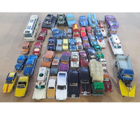Dinky an unboxed vehicle group. Conditions appear Poor to Fair (playworn). See photo.