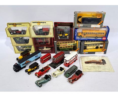 Corgi, Dinky, Matchbox and similar, a boxed and unboxed group comprising of Matchbox Models of Yesteryear, Corgi Classics and
