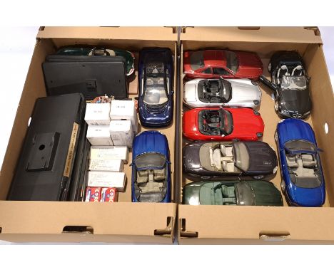 Bburago, Maisto &amp; Similar, a unboxed &amp; boxed of Mixed Scale Commercial Vehicles. Although unchecked for completeness 