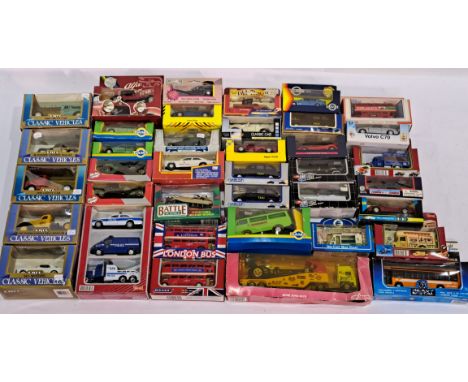 ERTL, Gama, Majorette, Maisto and similar a boxed/carded mixed scale motor and commercial vehicles group (see photo). Conditi