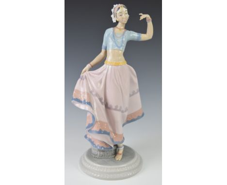 Lladro figurine Hindu dancer (Danzarina Hindu), only in production for circa 2 years around 1999, model number 6527, type 637