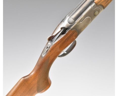 Beretta 686 Onyx Sporting 12 bore over and under ejector shotgun&nbsp;with named lock and underside, chequered semi-pistol gr