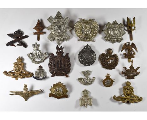 Twenty British Army cap badges including Highland Light Infantry, Jewish Brigade, Queen's Own Oxfordshire Hussars, Queen's Ow