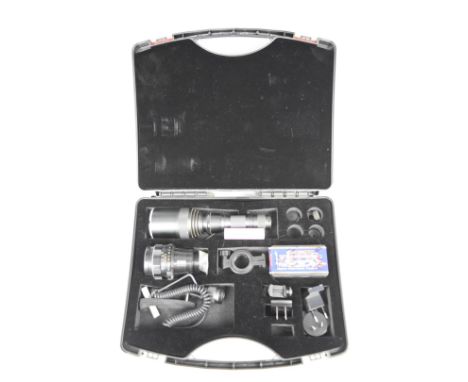 Deben Tracer LED Ray F900 gun lamp in original fitted case