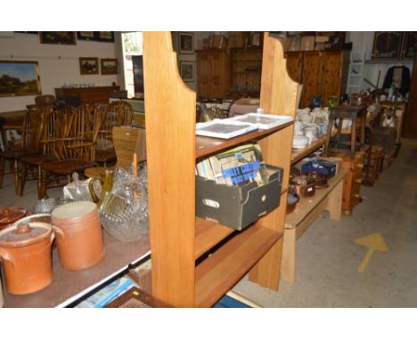 A light oak open book shelf 