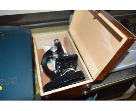 A Marlux students microscope in wooden case 