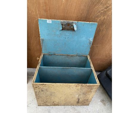 A VINTAGE METAL STORAGE CHEST TO INCLUDE VARIOUS TOOLS INCLUDE FILES, CLAMPS AND WRENCHES ETC 