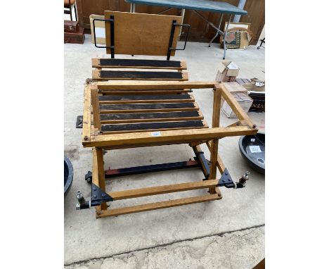 A VINTAGE WOODEN HORSECART TOP 